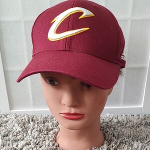 Adidas NBA Cavaliers Cavs Logo Burgundy Cap Adjustable